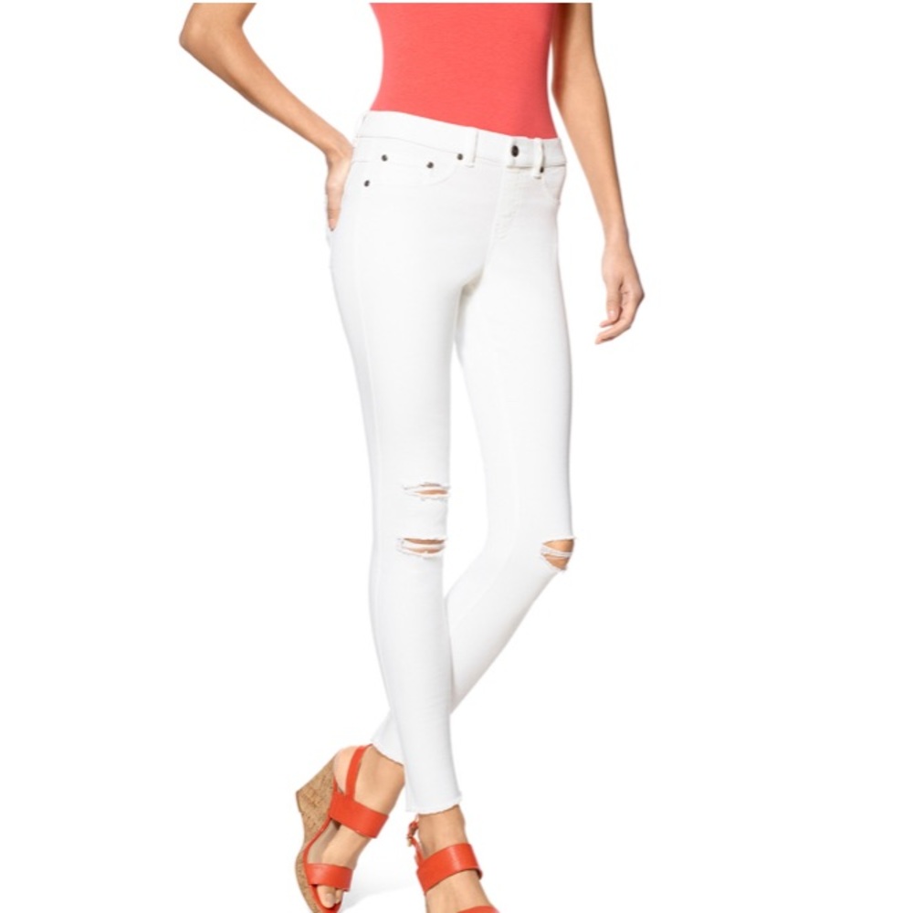 Hue skinny jeans. Brand new, great stretch and comfy